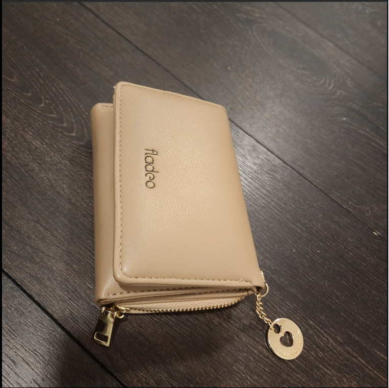 put a description here or you will lose grades